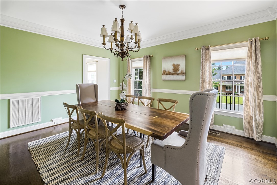 557 Raleigh Manor Road Henrico, VA 23229 - Photo 8 of 49 Gallery Image 8