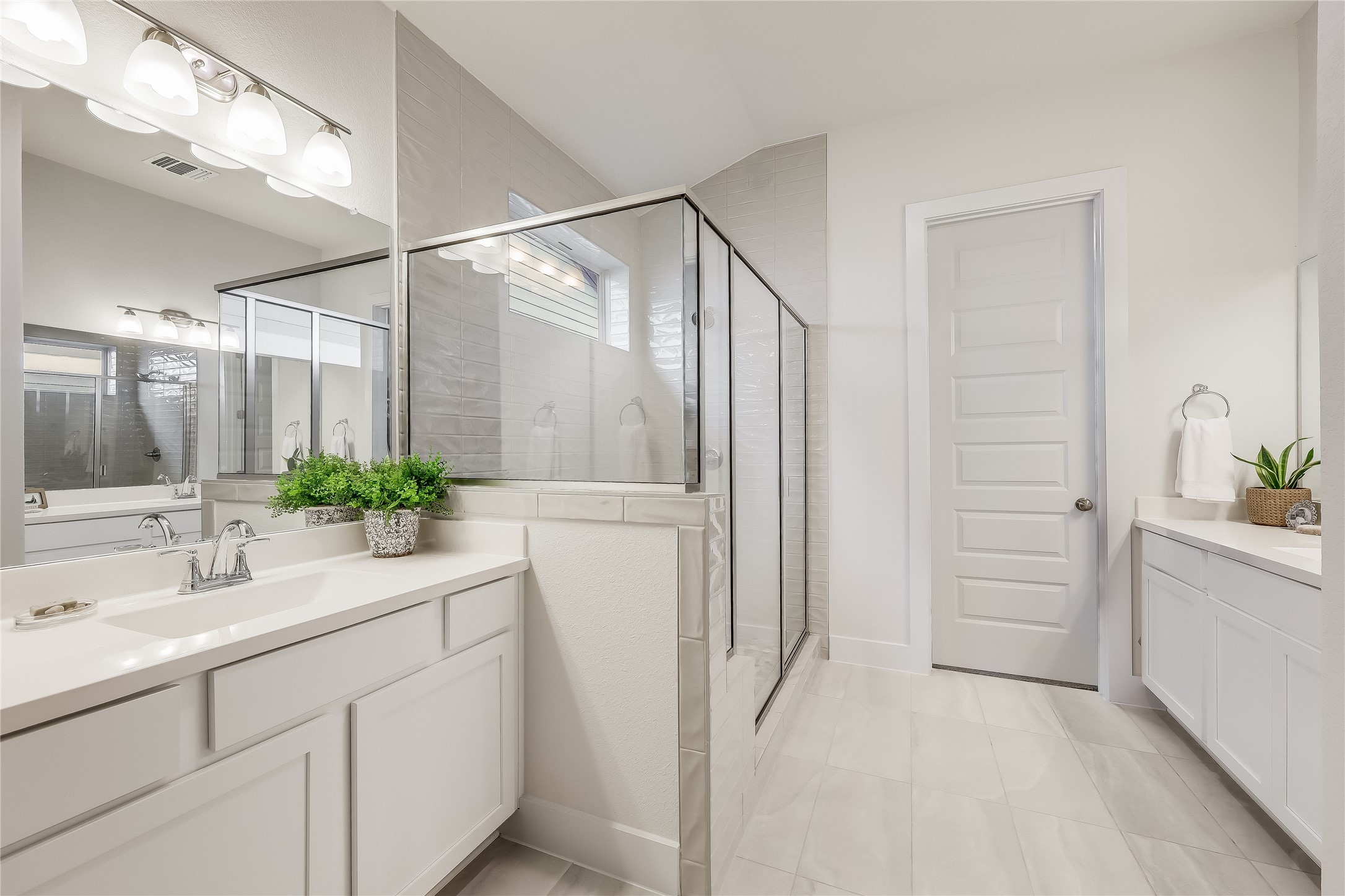 8400 Skytex Street Austin, TX 78744 - Photo 23 of 37
