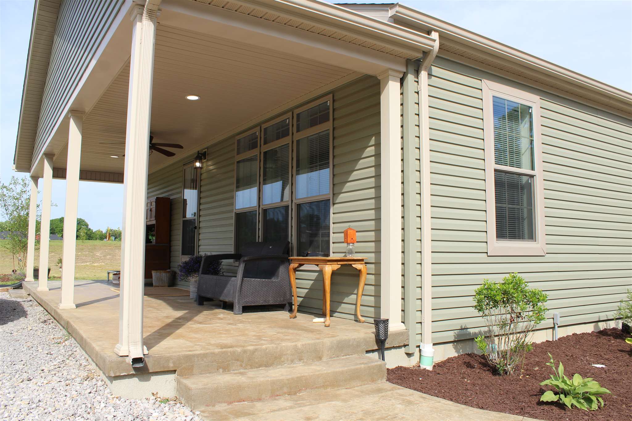 305 East New Hope Road Boonville, IN 47601 - Photo 6 of 36 Gallery Image 6