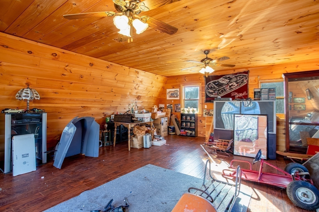 118 Spring Hill Road Ashby, MA 01431 - Photo 19 of 37