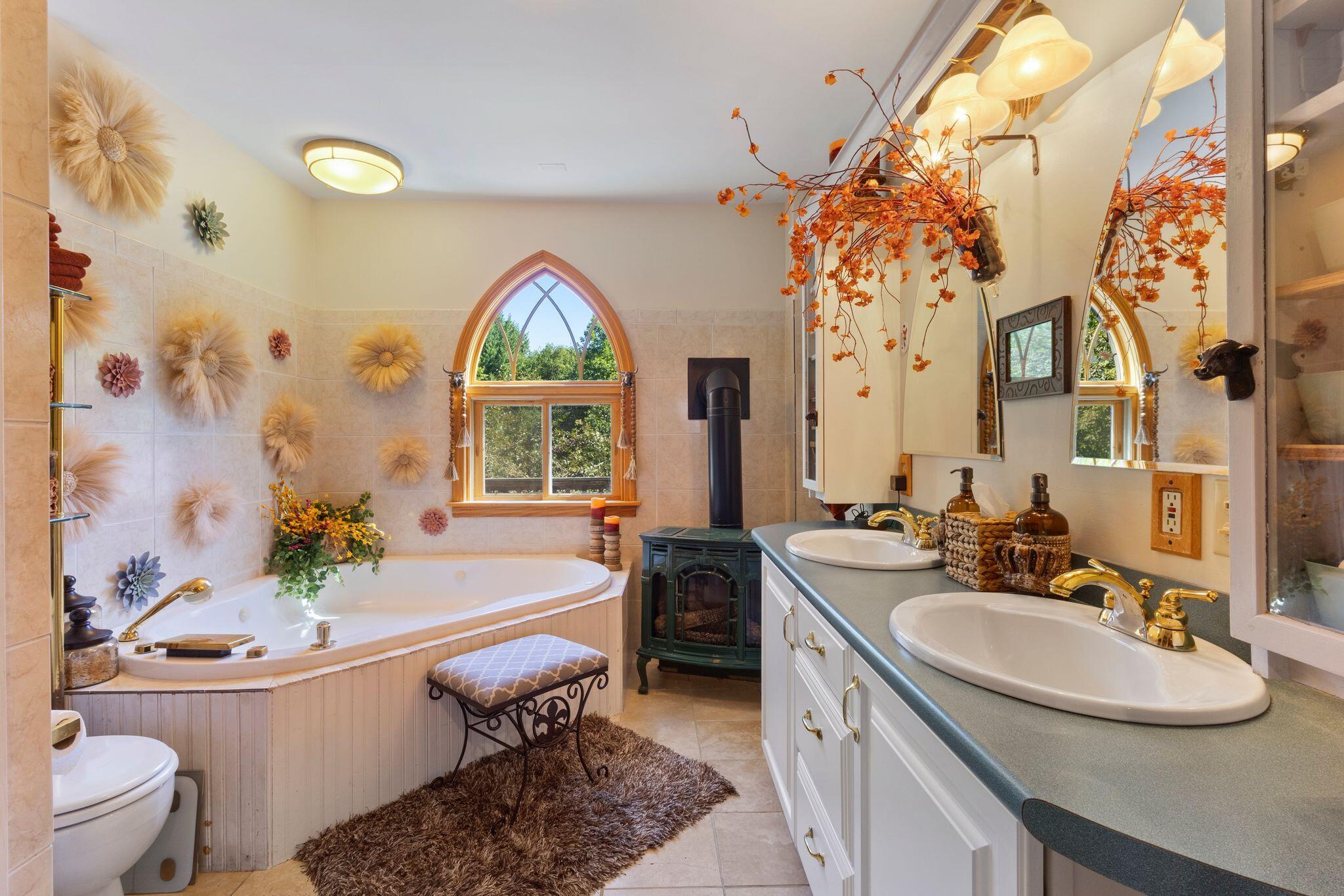 149 Bisco Road Paris, ME 04281 - Photo 12 of 67 149_Bisco_Rd_032