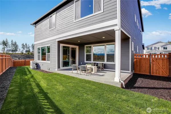 $872,950 | 14421 204th Ave Court East, Bonney Lake, WA 98391