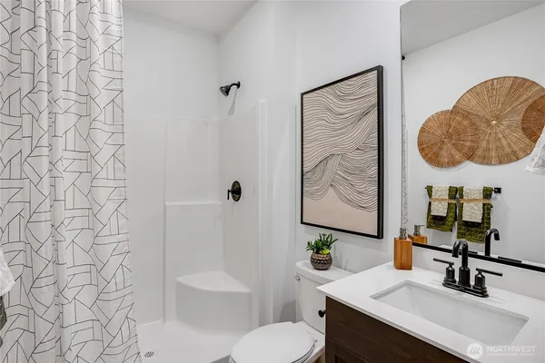 $872,950 | 14421 204th Ave Court East, Bonney Lake, WA 98391