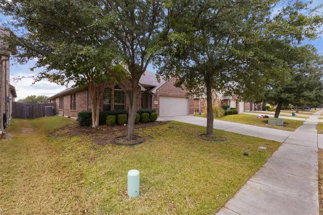 $385,000 | 3009 Barkwood Drive, McKinney, TX 75071