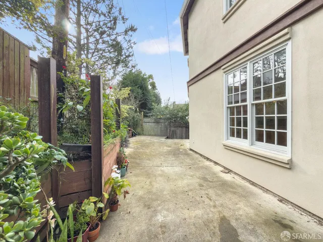 $2,998,000 | 1325 Portola Drive, San Francisco, CA 94127