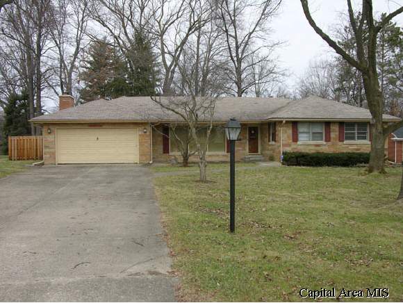 3 Wildwood Road Springfield, IL 62704 - Photo 1 of 9