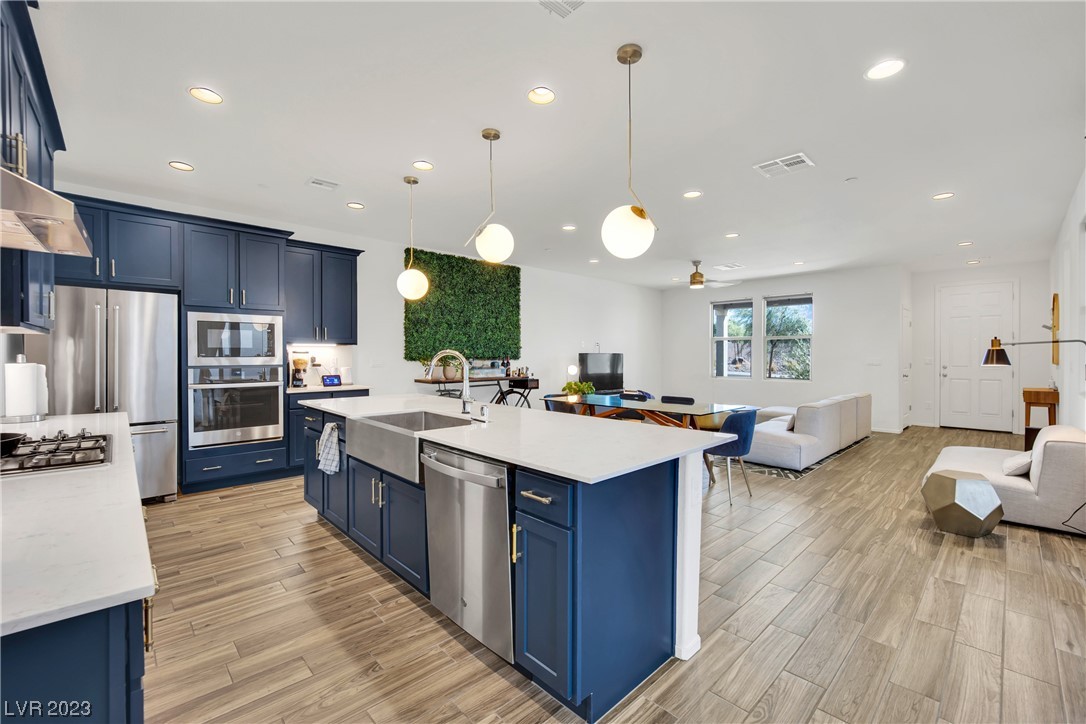 932 East Sunset Road Henderson, NV 89011 - Photo 12 of 46 Gallery Image 12