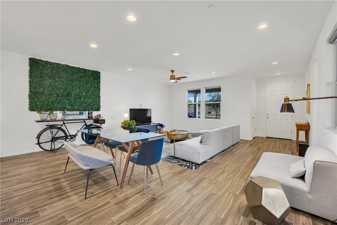 932 East Sunset Road Henderson, NV 89011 - Photo 7 of 46 Gallery Image 7