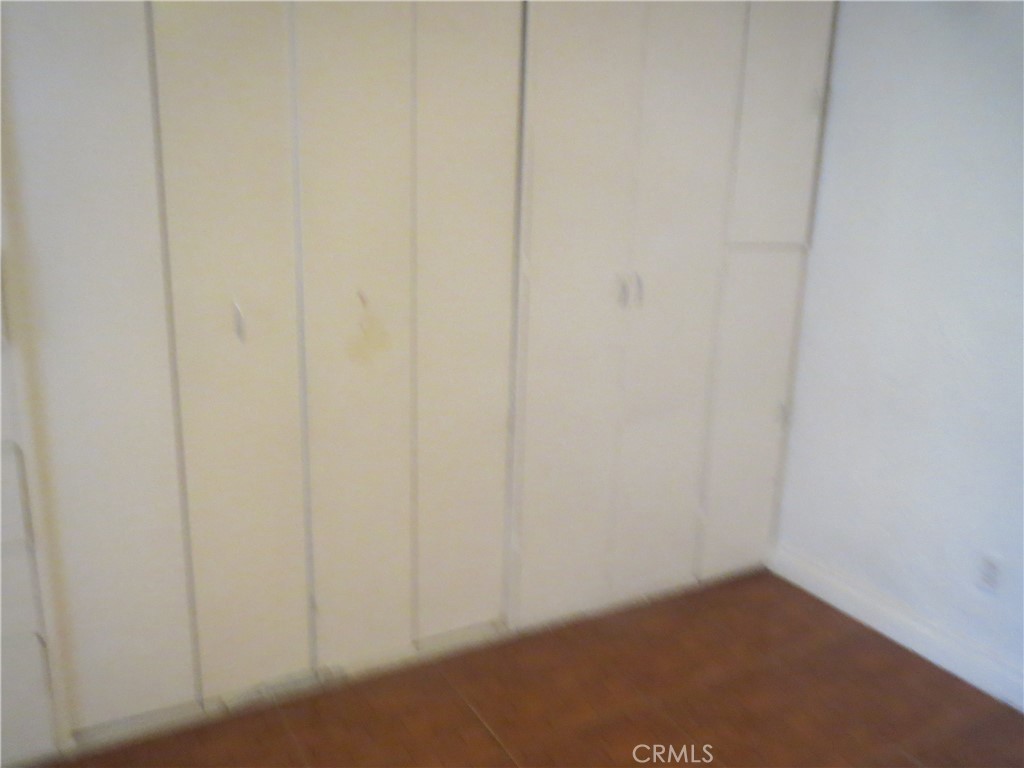 16928 Central Road, Unit 4 Apple Valley, CA 92307 - Photo 4 of 6