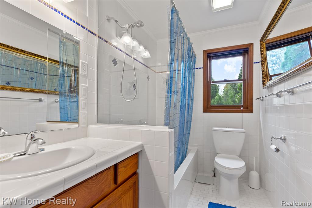 365 North Kellogg Road Howell, MI 48843 - Photo 24 of 69
