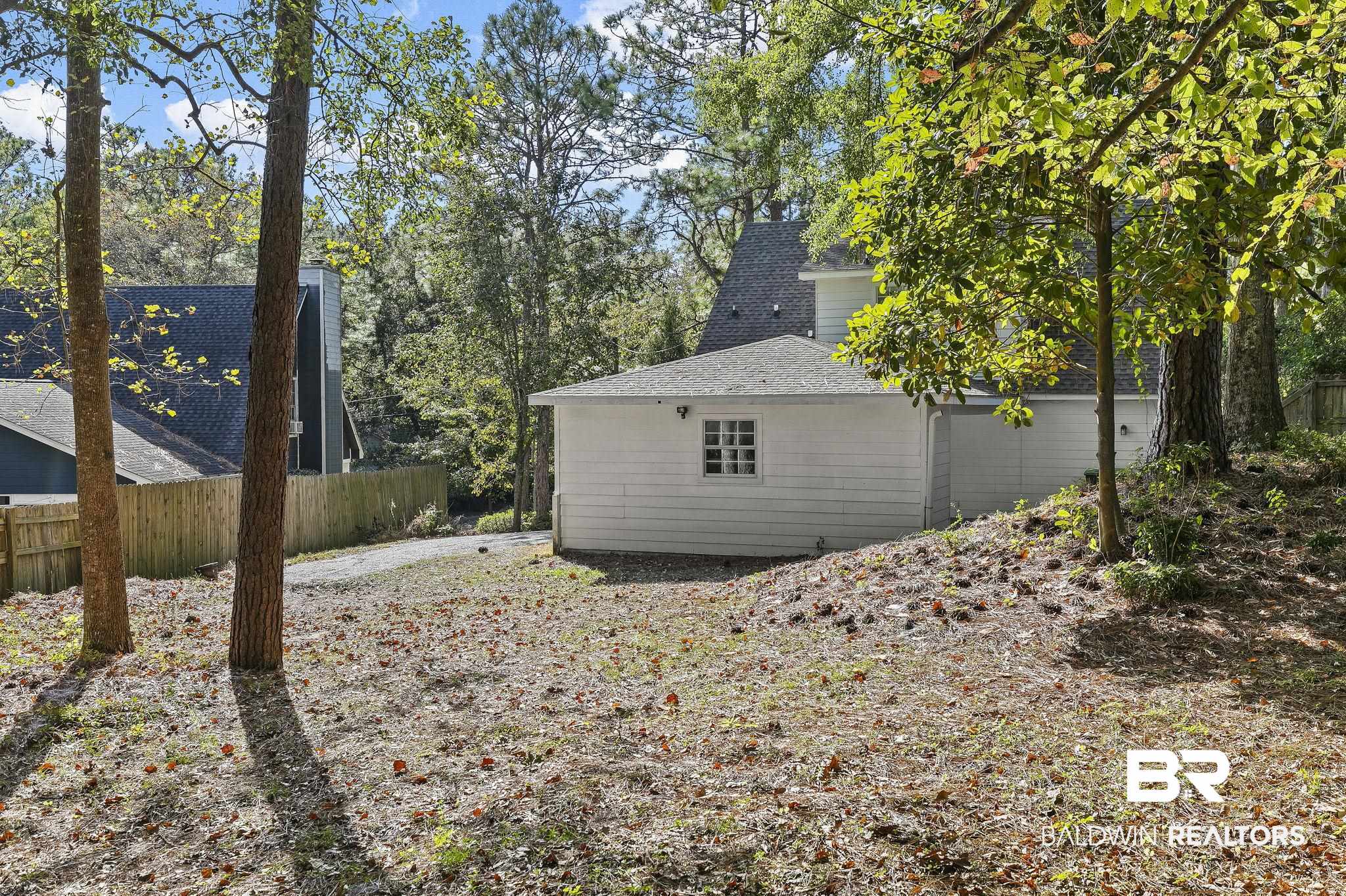 359 Ridgewood Drive Daphne, AL 36526 - Photo 55 of 73 View of yard