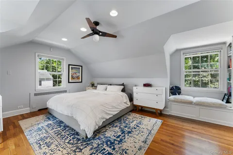 $2,495,000 | 202 Rock Creek Lane, Scarsdale, NY 10583