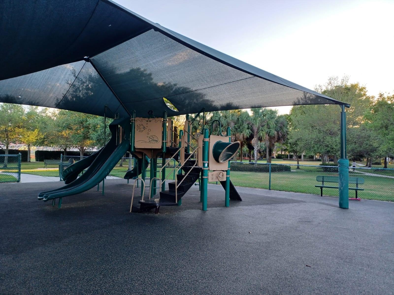 680 Falling Water Road Weston, FL 33326 - Photo 34 of 37 a view of park