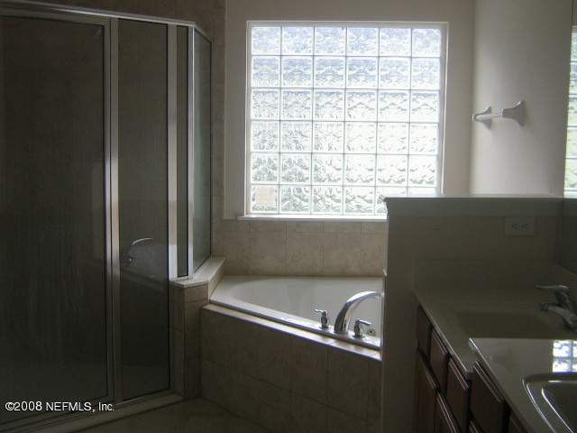 14423 Millhopper Road Jacksonville, FL 32258 - Photo 10 of 14 Master Bath