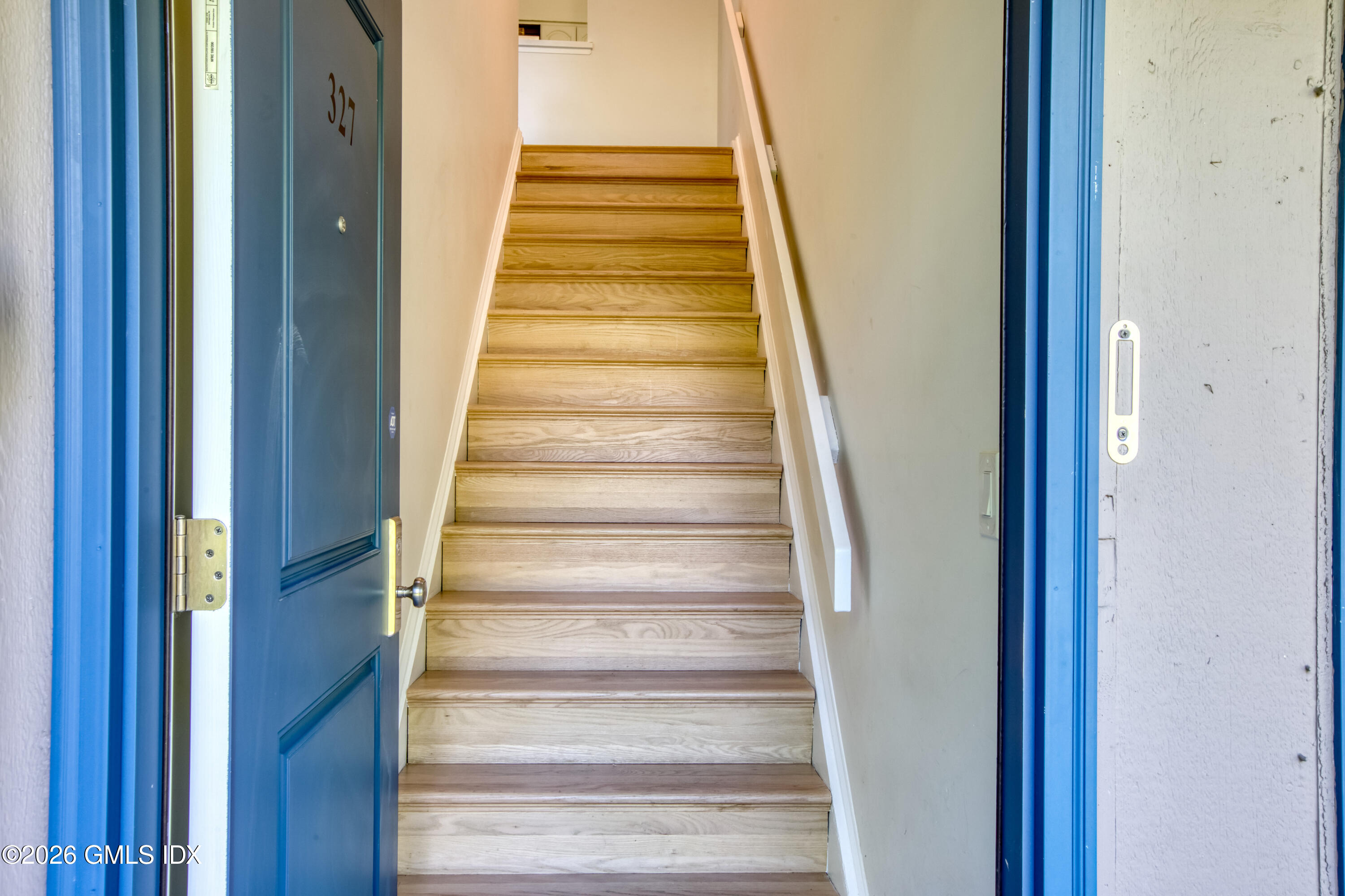 1465 East Putnam Avenue, Unit 327 Riverside, CT 06878 - Photo 2 of 32 1465 E Putnam Ave 327 (1)-7