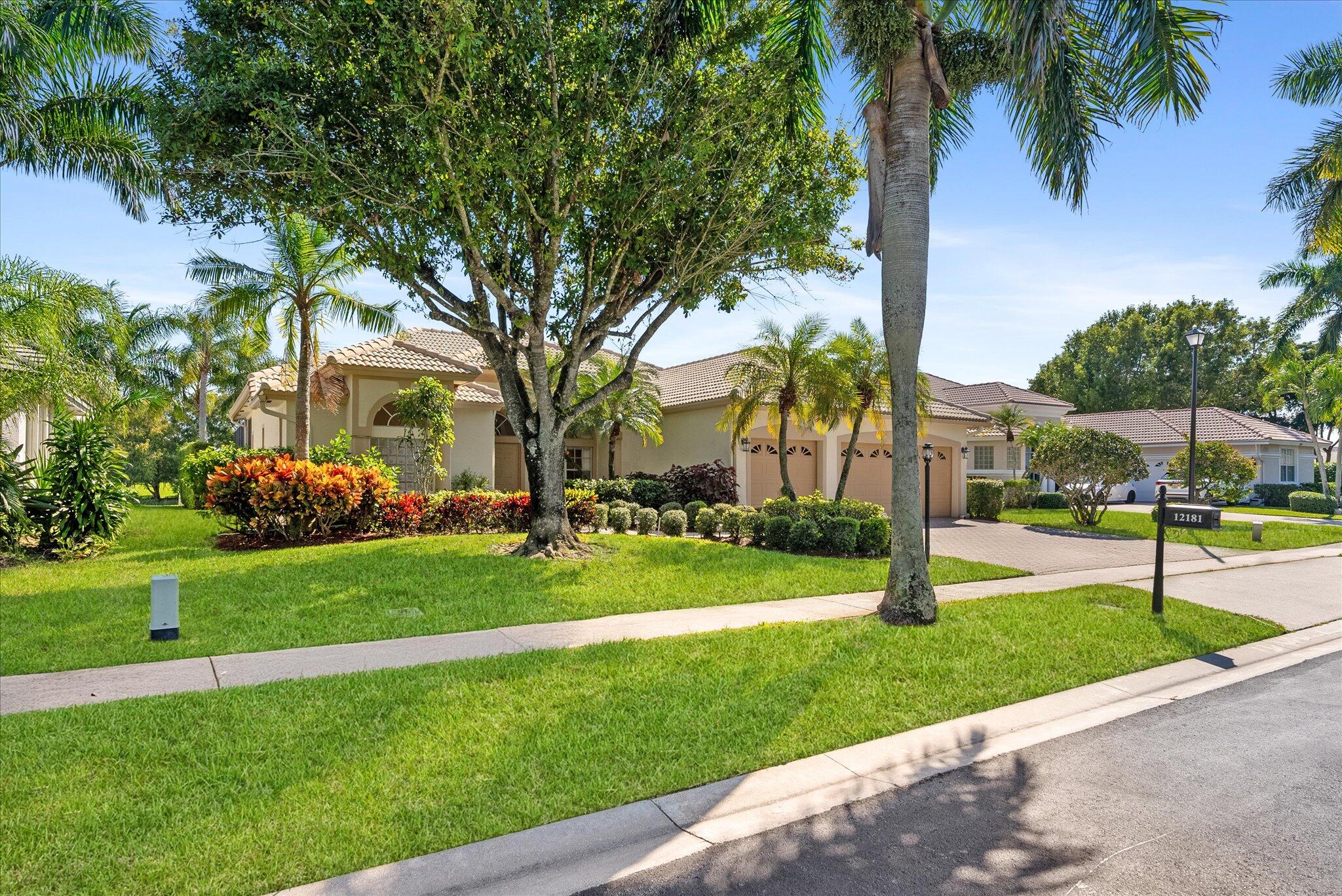 12181 Rockledge Circle Boca Raton, FL 33428 - Photo 2 of 71 Exterior