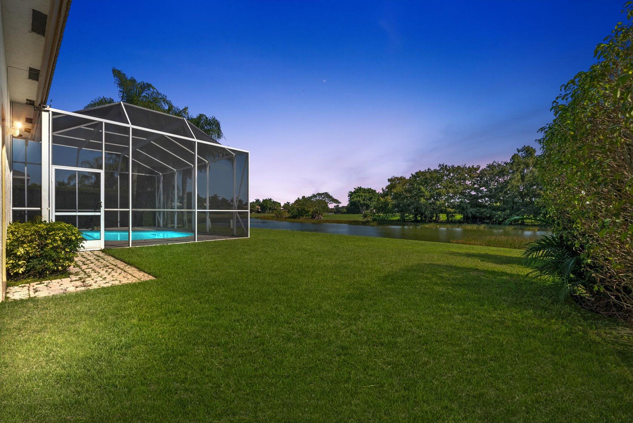 12181 Rockledge Circle Boca Raton, FL 33428 - Photo 38 of 71 Sunset Backyard