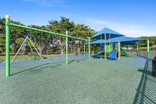 $925,000 | 12181 Rockledge Circle, Boca Raton, FL 33428