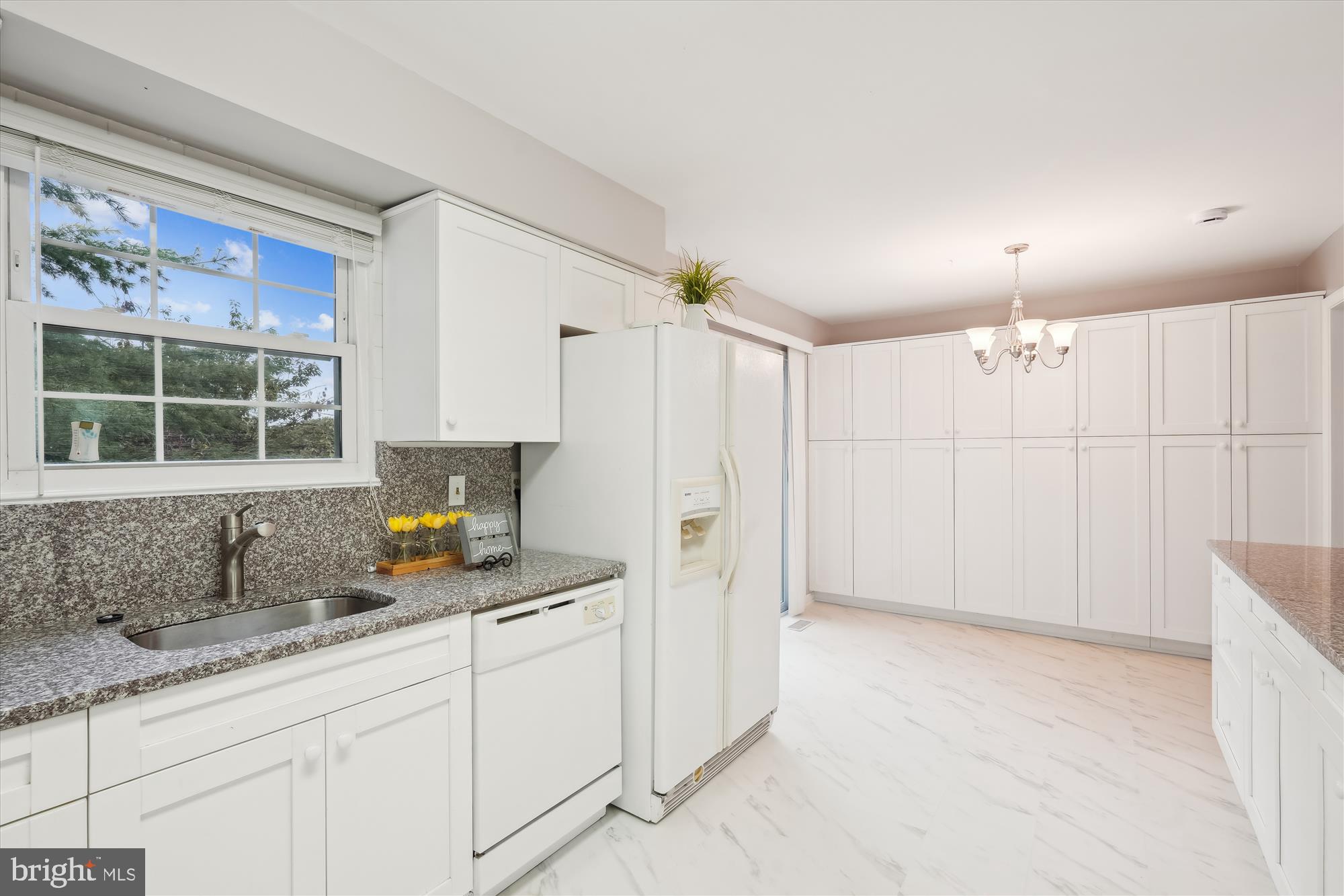 13131 Broadmore Road Silver Spring, MD 20904 - Photo 14 of 40 Kitchen