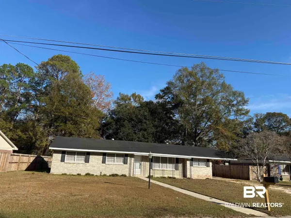 $179,000 | 114 Spruce Avenue, Brewton, AL 36426