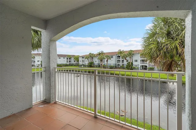 $340,000 | 9645 Northwest 1st Court, Unit 1210, Pembroke Pines, FL 33024