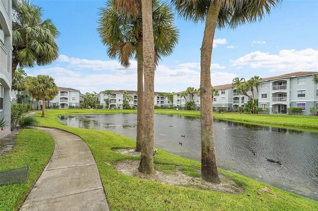 $340,000 | 9645 Northwest 1st Court, Unit 1210, Pembroke Pines, FL 33024