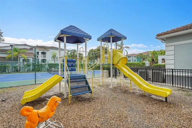 $340,000 | 9645 Northwest 1st Court, Unit 1210, Pembroke Pines, FL 33024