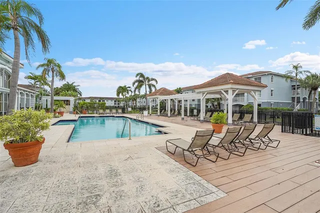 $340,000 | 9645 Northwest 1st Court, Unit 1210, Pembroke Pines, FL 33024