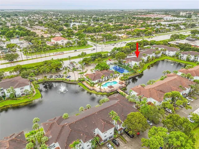 $340,000 | 9645 Northwest 1st Court, Unit 1210, Pembroke Pines, FL 33024