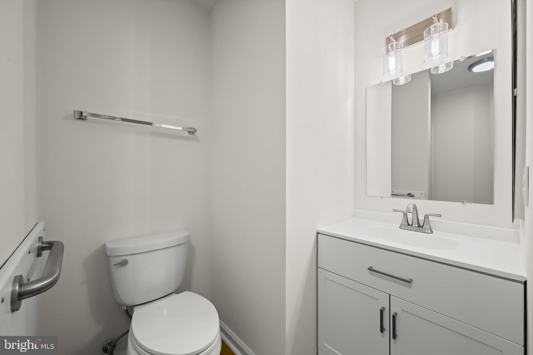 10101 Ridge Manor Terrace, Unit B Damascus, MD 20872 - Photo 28 of 39 Full Bath