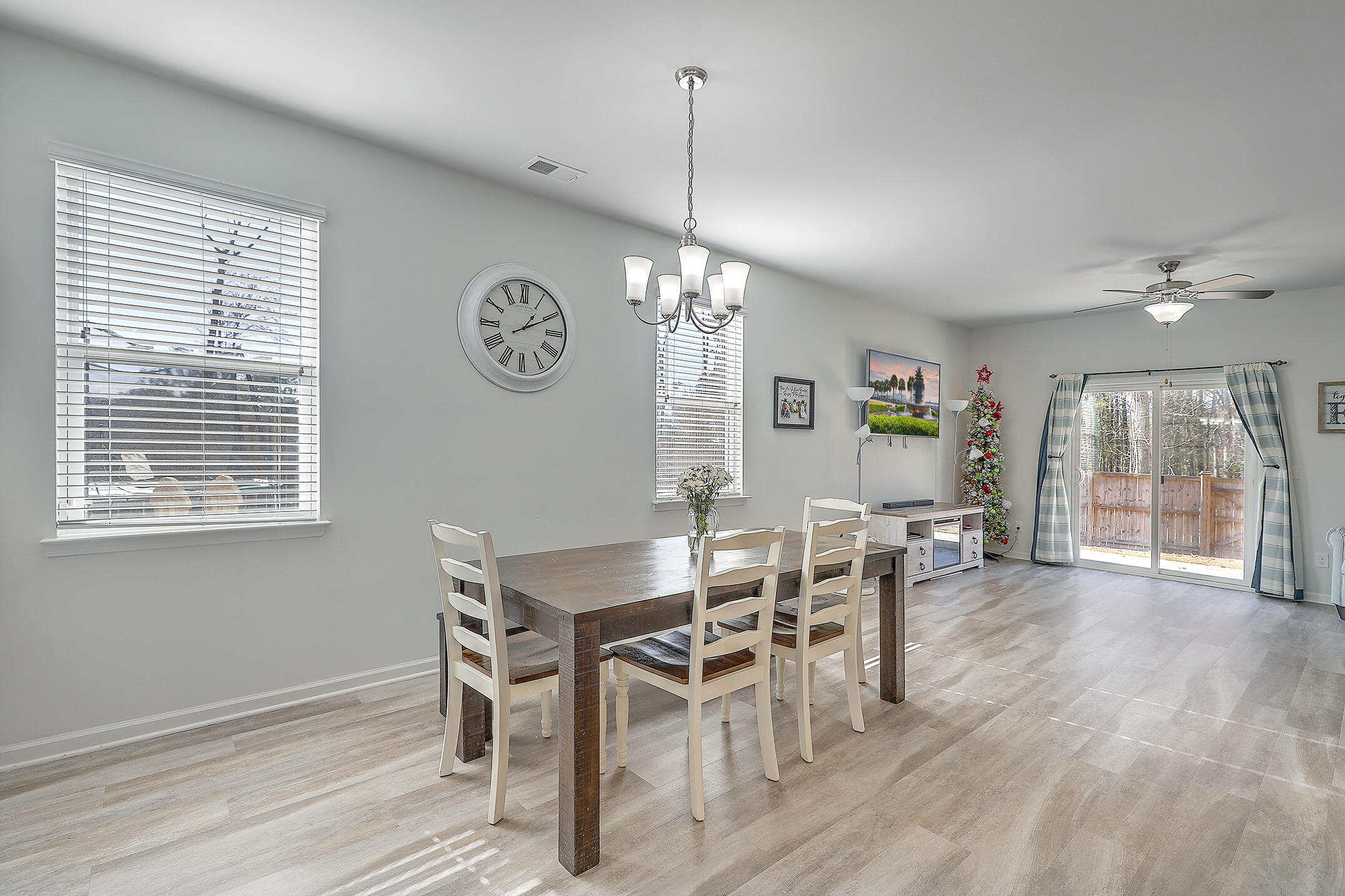 341 Knawl Road Moncks Corner, SC 29461 - Photo 8 of 41 Dining