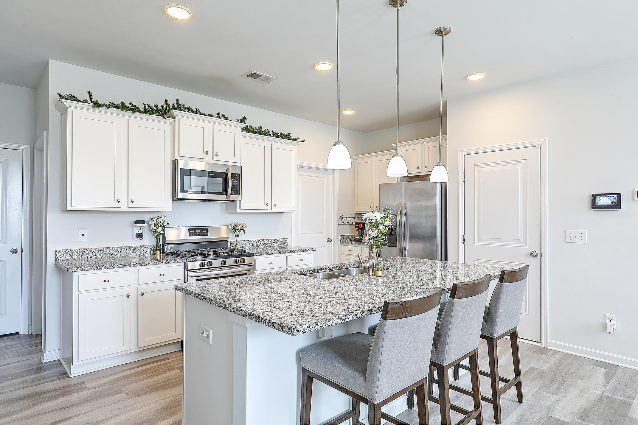 341 Knawl Road Moncks Corner, SC 29461 - Photo 9 of 41 Kitchen