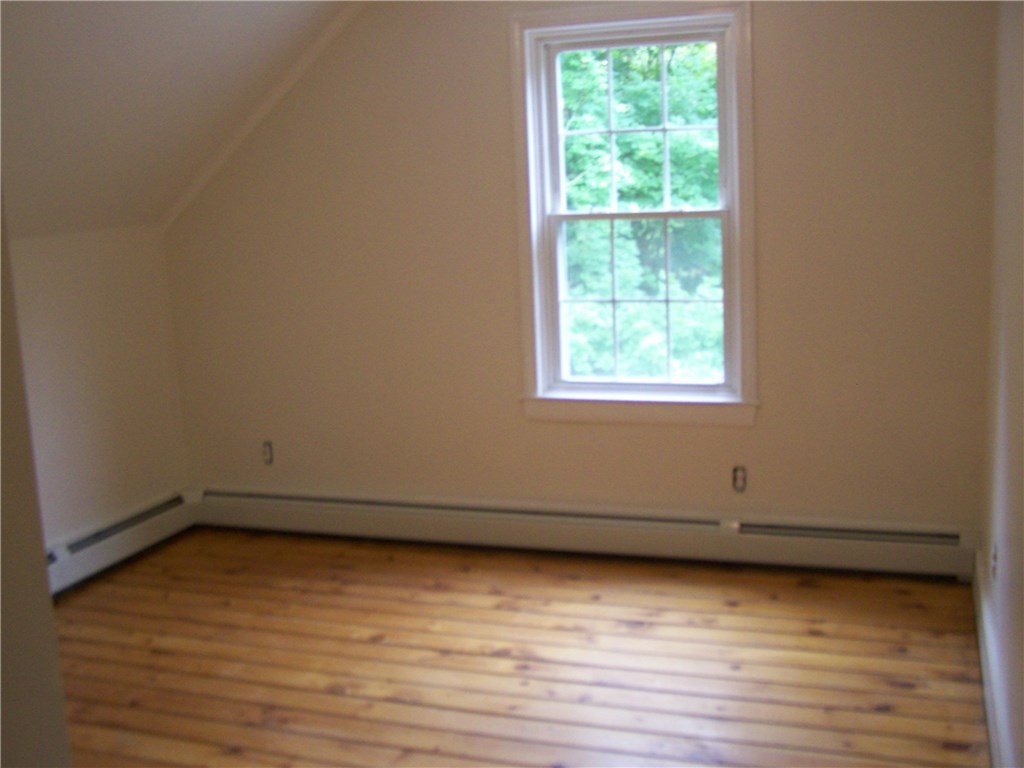 39 Spring Street Hopkinton, RI 02832 - Photo 15 of 19
