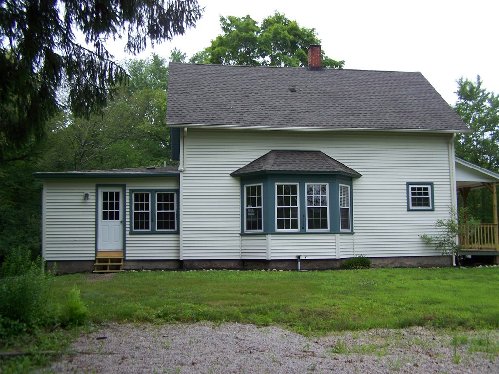 39 Spring Street Hopkinton, RI 02832 - Photo 2 of 19