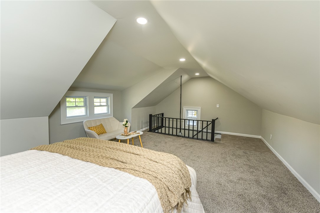 429 Hazelwood Terrace Rochester, NY 14609 - Photo 20 of 34