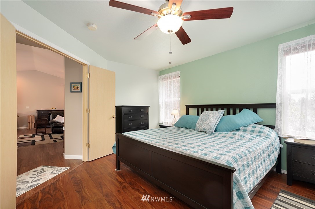 6711 Lower Ridge Road Everett, WA 98203 - Photo 10 of 24
