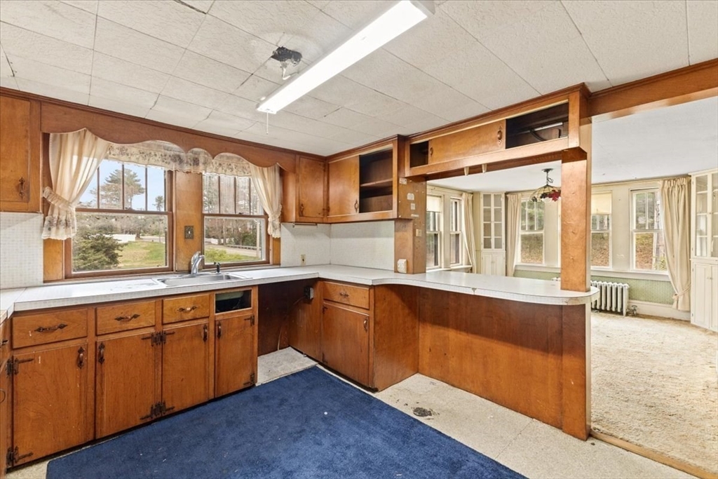 57 Onset Avenue Wareham, MA 02532 - Photo 15 of 32
