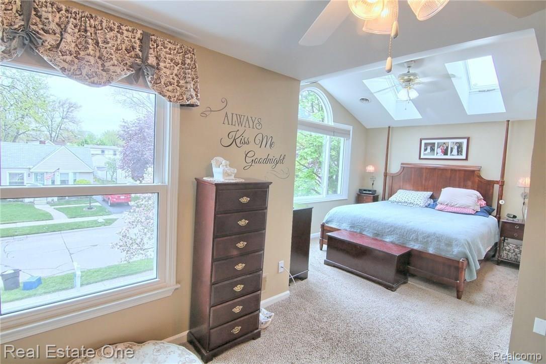 1391 Oxford Road Berkley, MI 48072 - Photo 18 of 31 Master_Bedroom_2nd_View.jpg