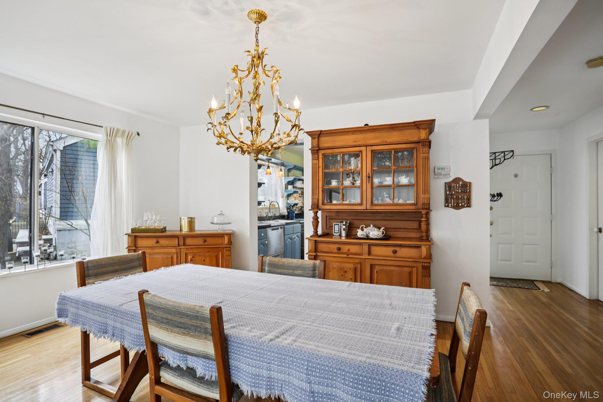 116 Valleyview Road Irvington, NY 10533 - Photo 11 of 45