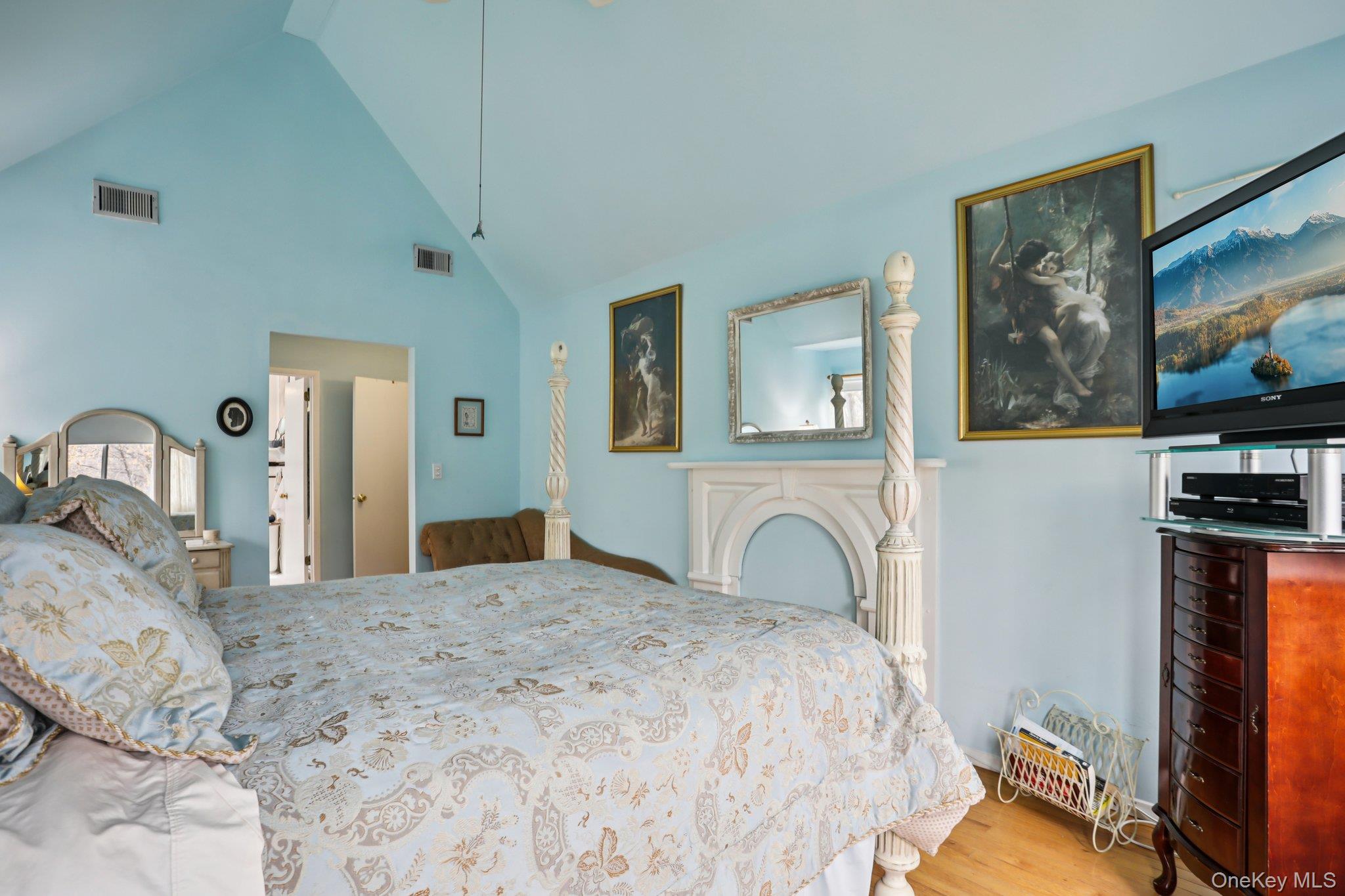 116 Valleyview Road Irvington, NY 10533 - Photo 17 of 45