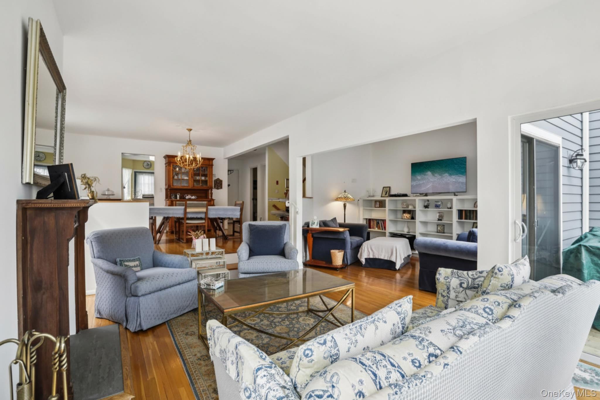 116 Valleyview Road Irvington, NY 10533 - Photo 8 of 45