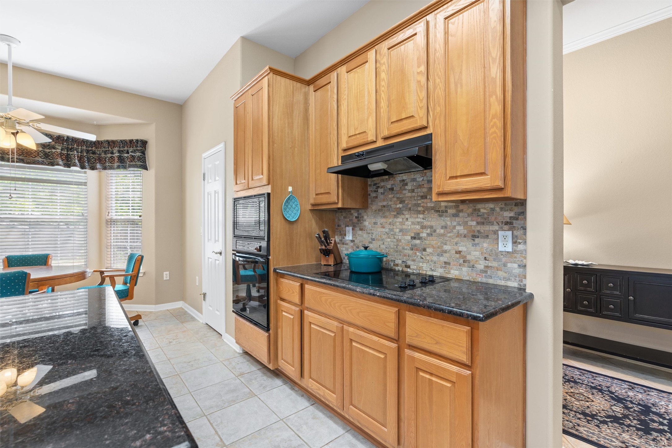 110 Persimmon Lane Georgetown, TX 78633 - Photo 13 of 29