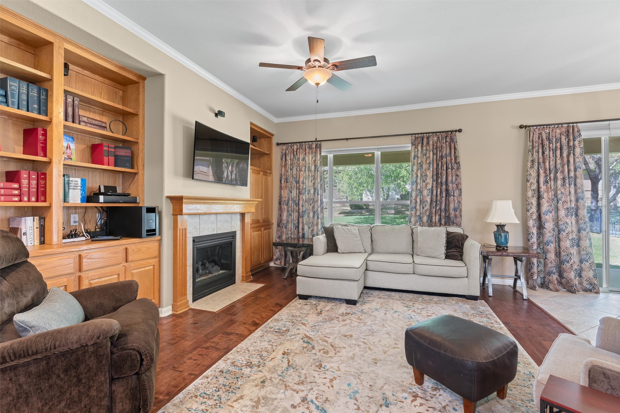 110 Persimmon Lane Georgetown, TX 78633 - Photo 5 of 29