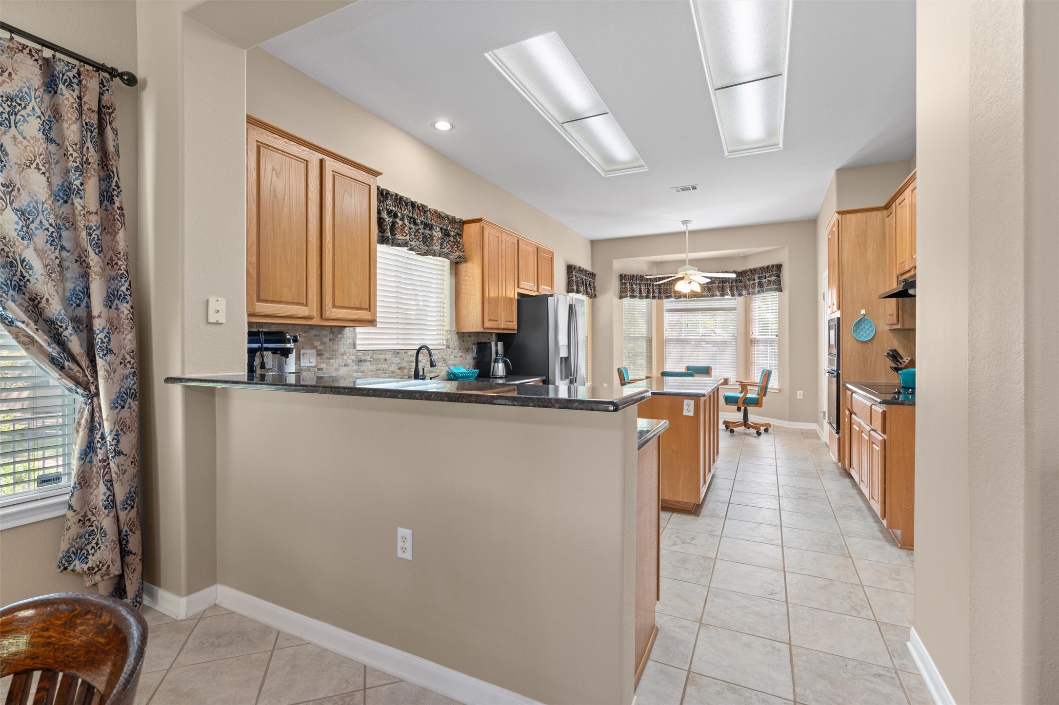 110 Persimmon Lane Georgetown, TX 78633 - Photo 8 of 29 peninsula