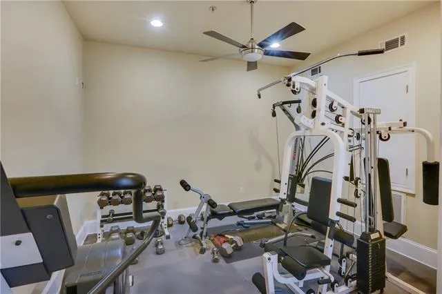 $1,850 | 3400 Magazine Street, Unit 6, New Orleans, LA 70115