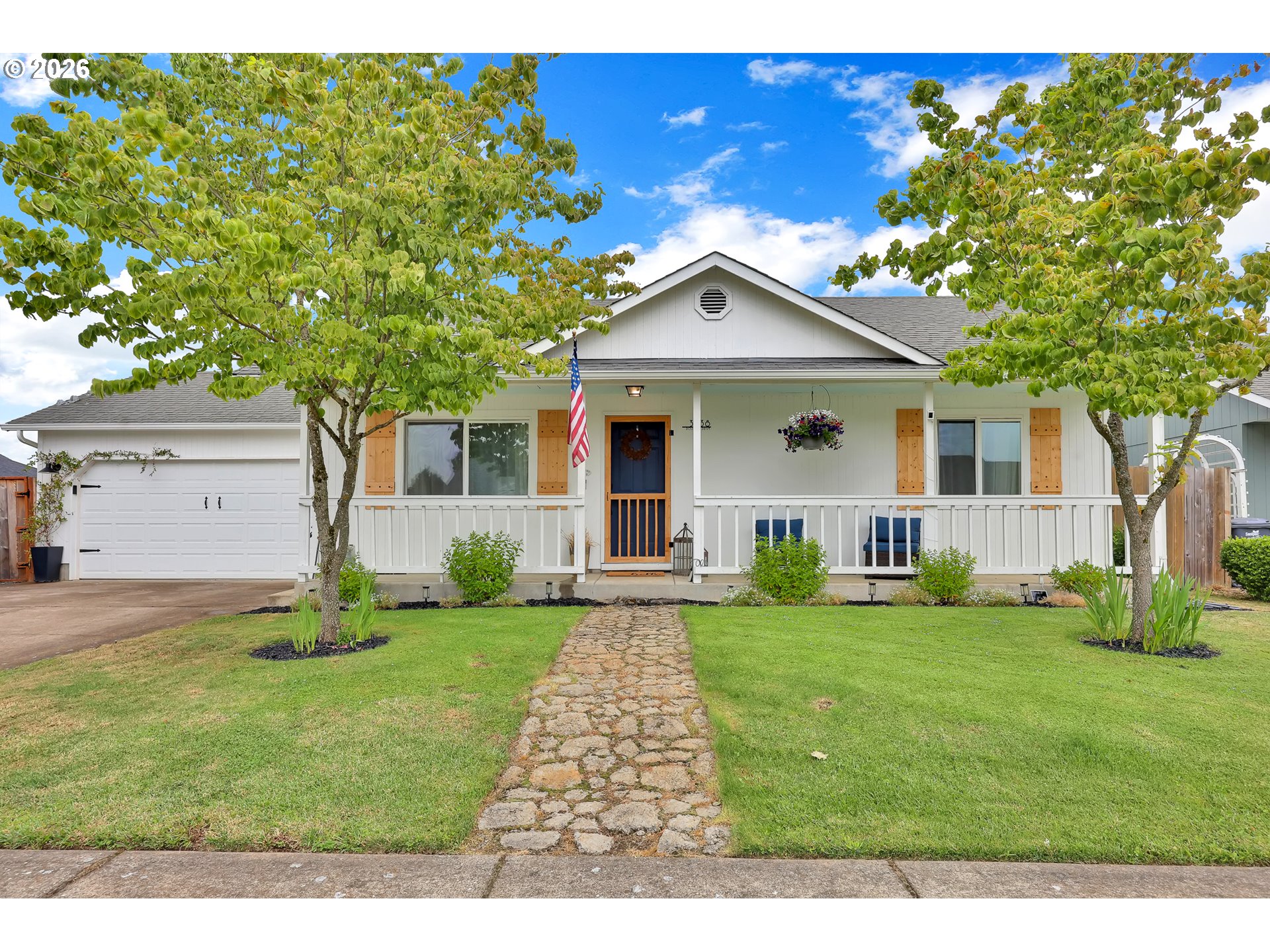 3938 Douglas Drive Springfield, OR 97478 - Photo 4 of 44
