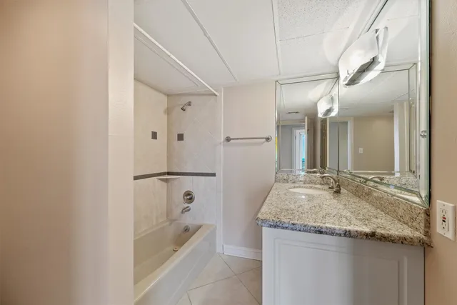 $265,000 | 3350 McCue Road, Unit 2301, Houston, TX 77056