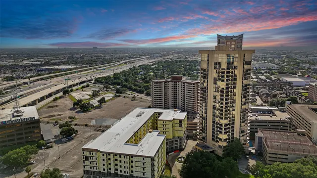 $265,000 | 3350 McCue Road, Unit 2301, Houston, TX 77056