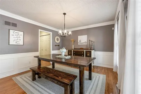 $425,000 | 309 North Mesquite Street, Olathe, KS 66061