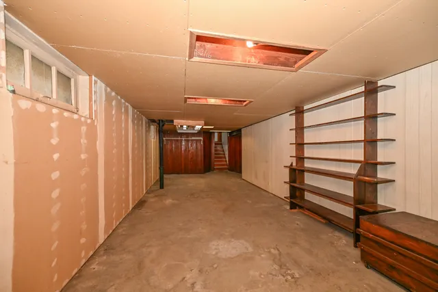 $329,900 | 2906 South 45th Street, Milwaukee, WI 53219